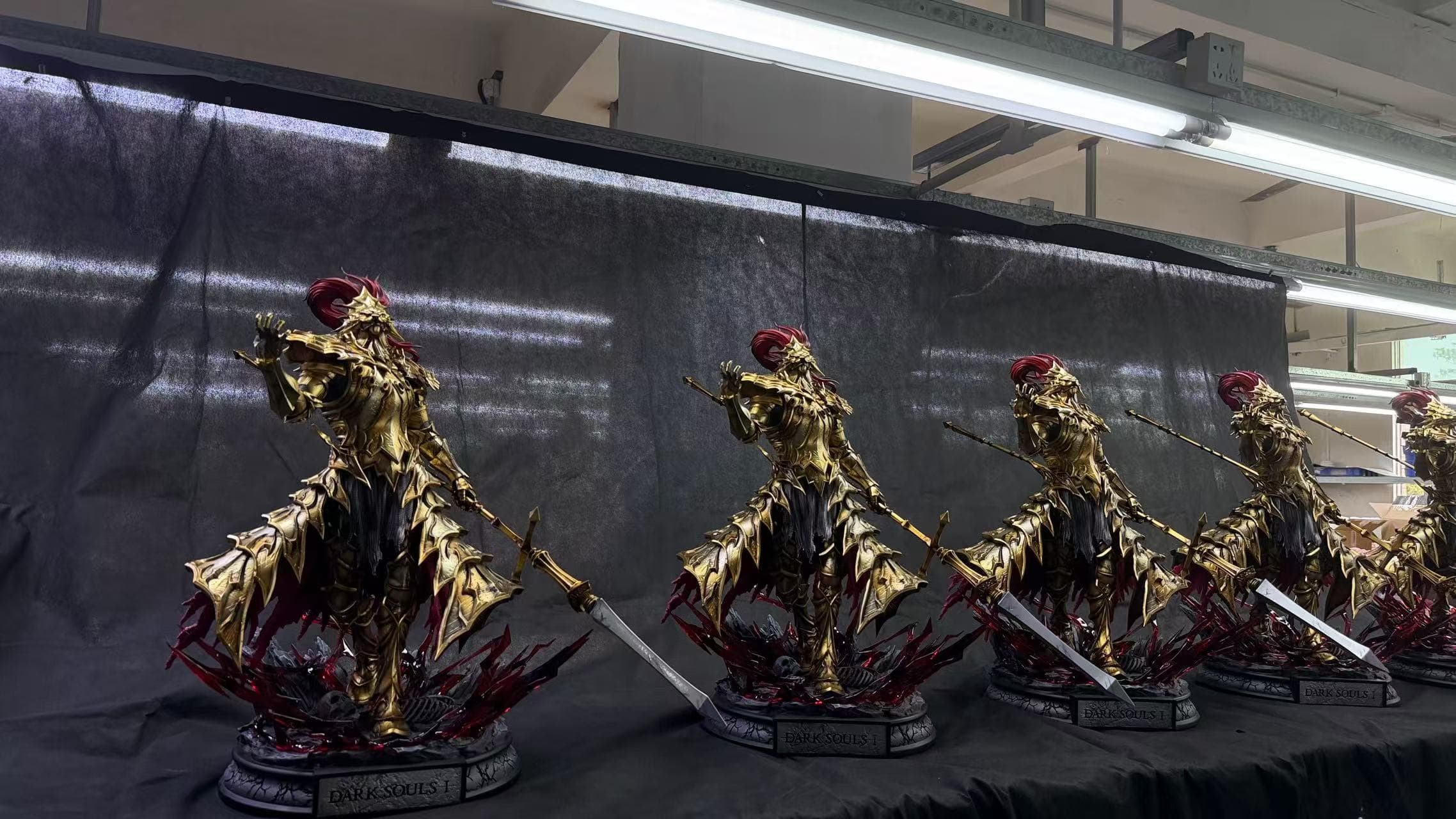 Dark Souls RedStone Studio Ornstein