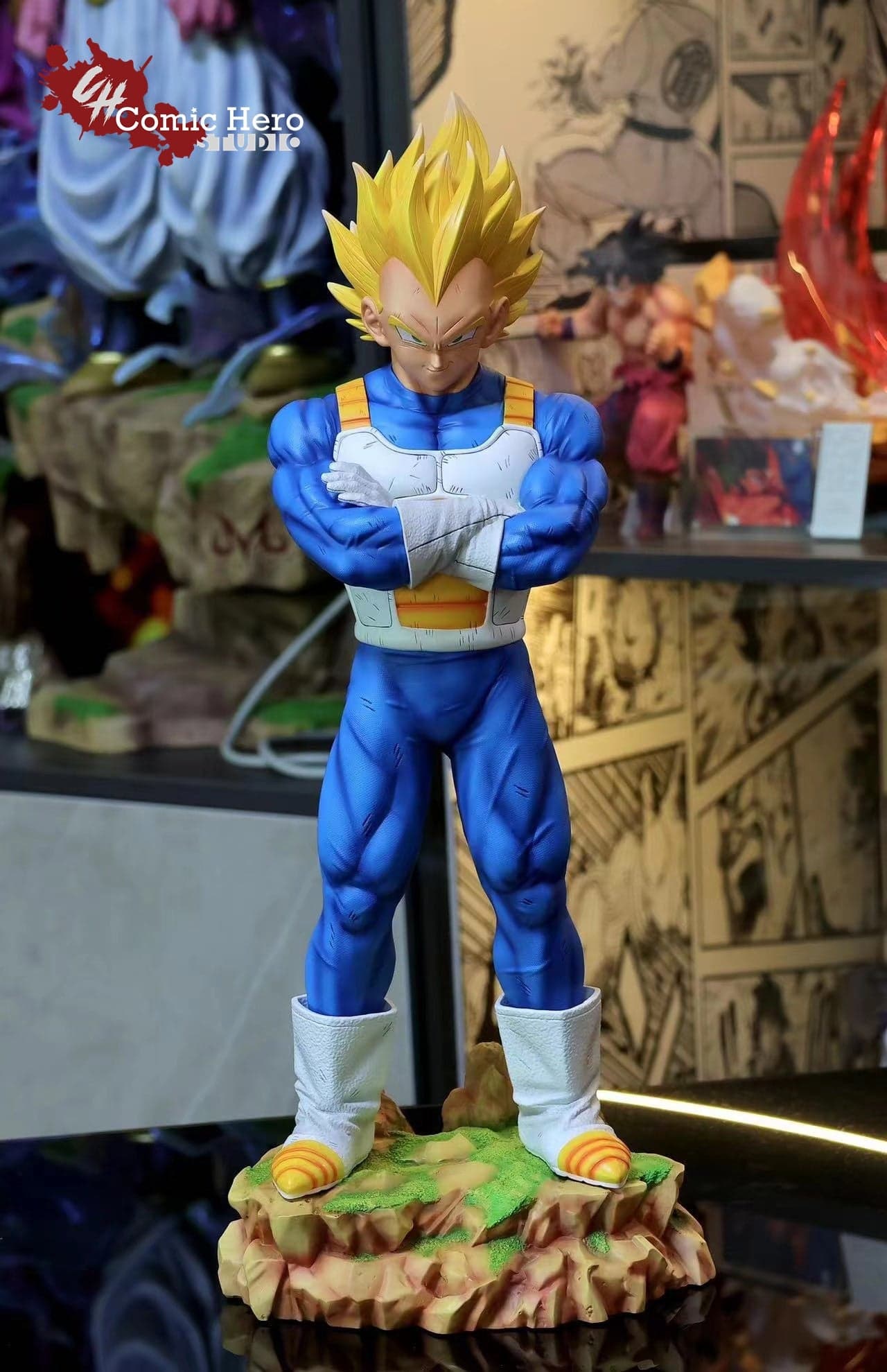 Dragon Ball Comic Hero Studio Armor Vegeta SSJ 1