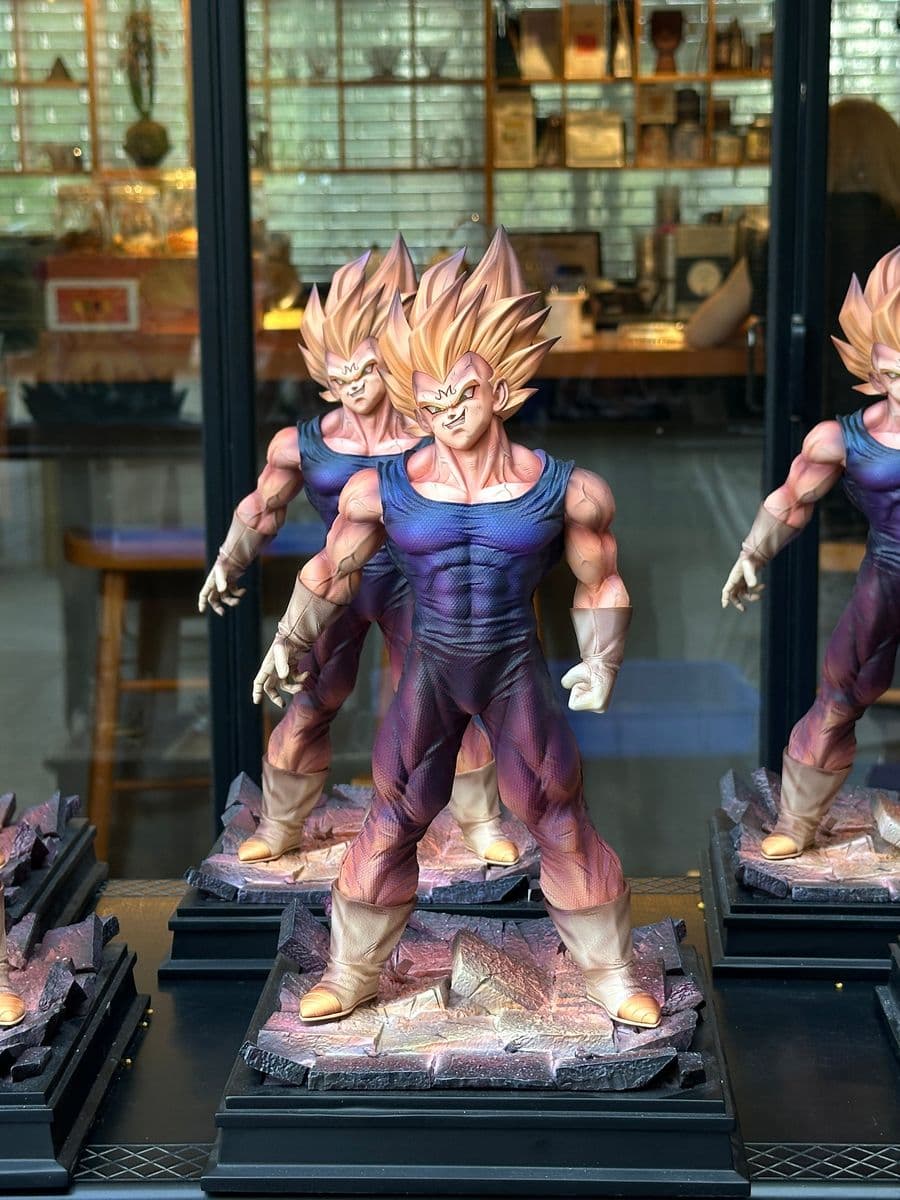 Dragon Ball Smoker Studio Majin Vegeta v2