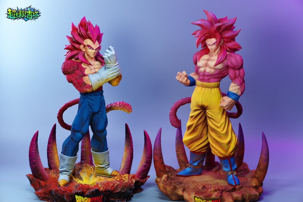 Dragon Ball XG Studio Vegeta SSJ4 2