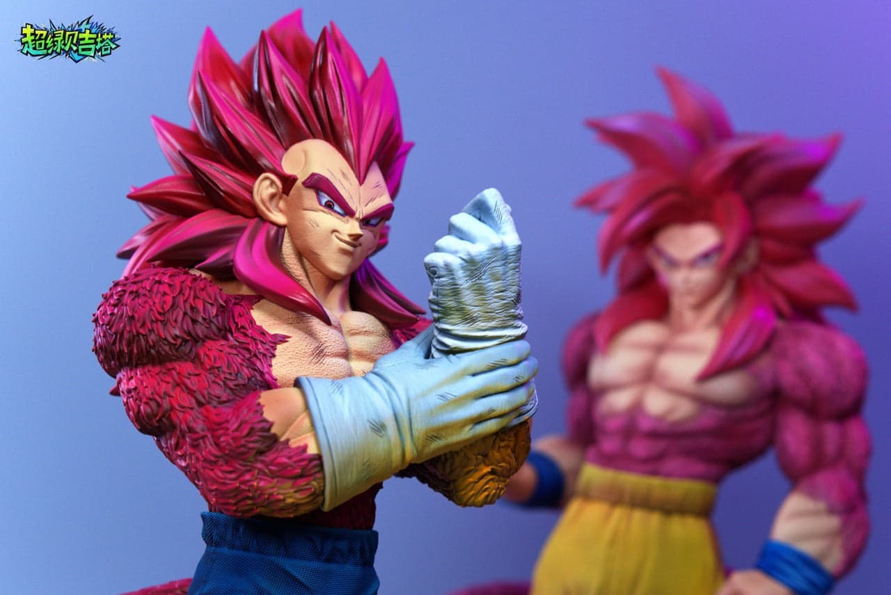 Dragon Ball XG Studio Vegeta SSJ4 3