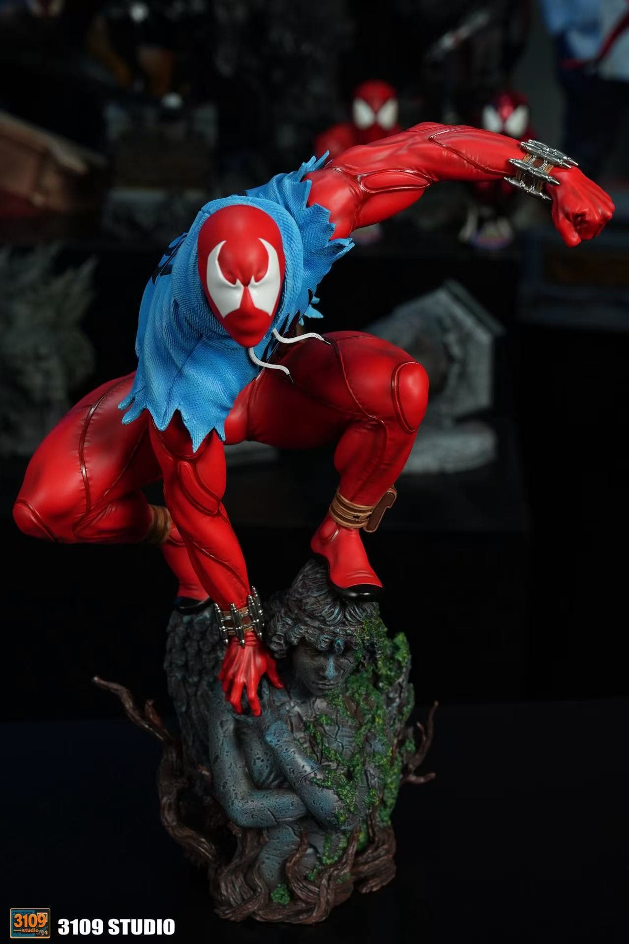 Marvel 3109 Studio Scarlet Spiderman 2