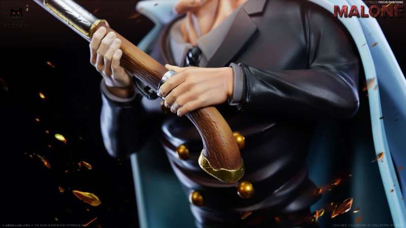 One Piece Black Studio Marlon 4