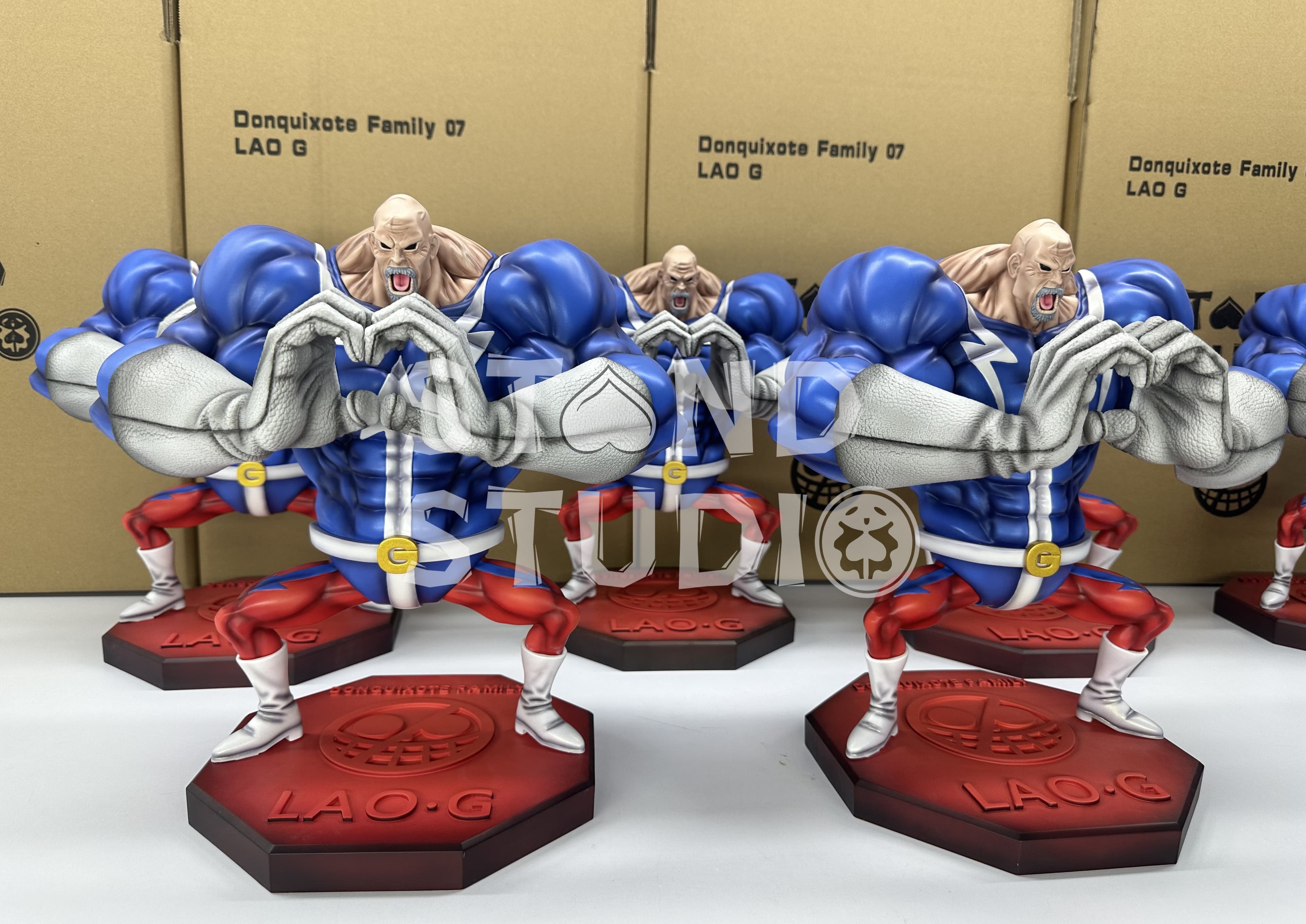 One Piece Stand Studio Lao G