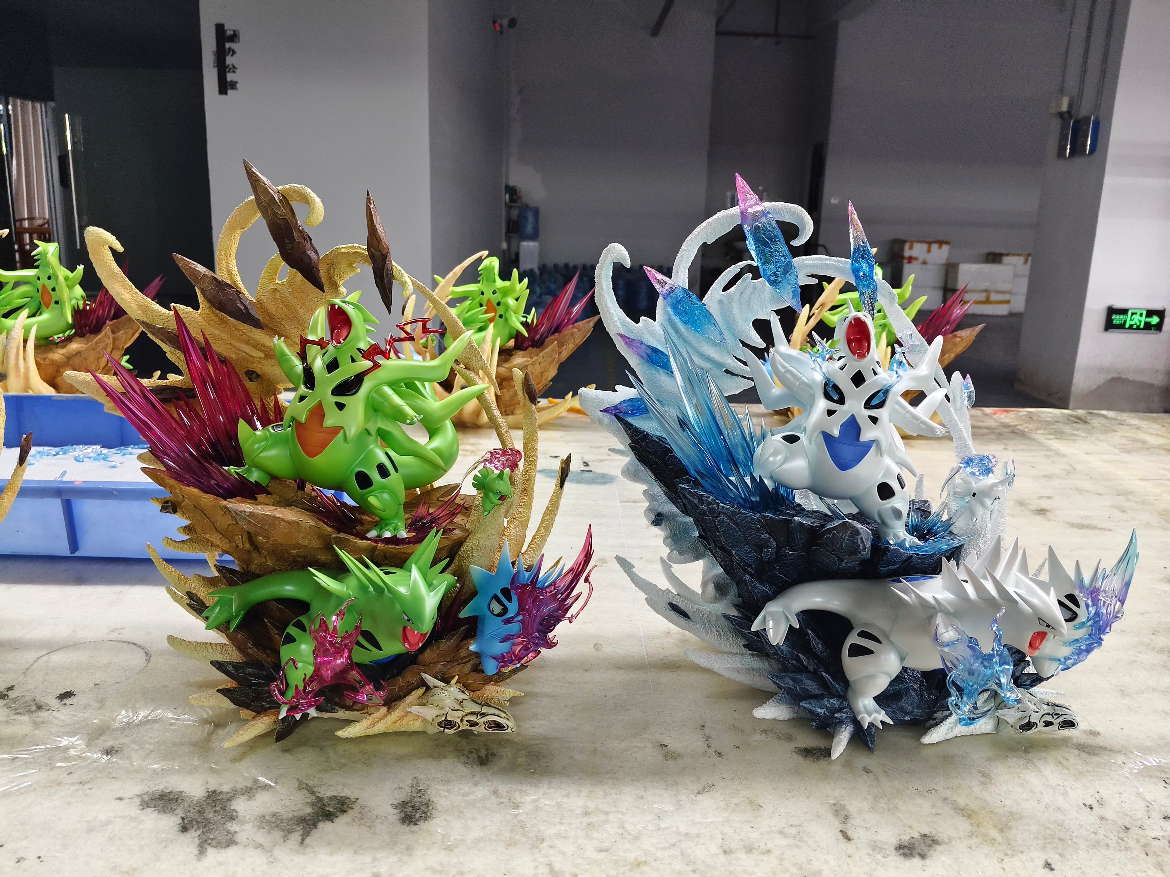 Pokemon Black Rose Studio Tyranitar