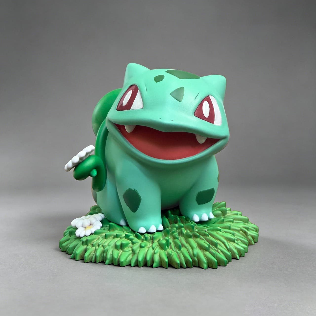 Pokemon MIUMIU Studio Bulbasaur 2