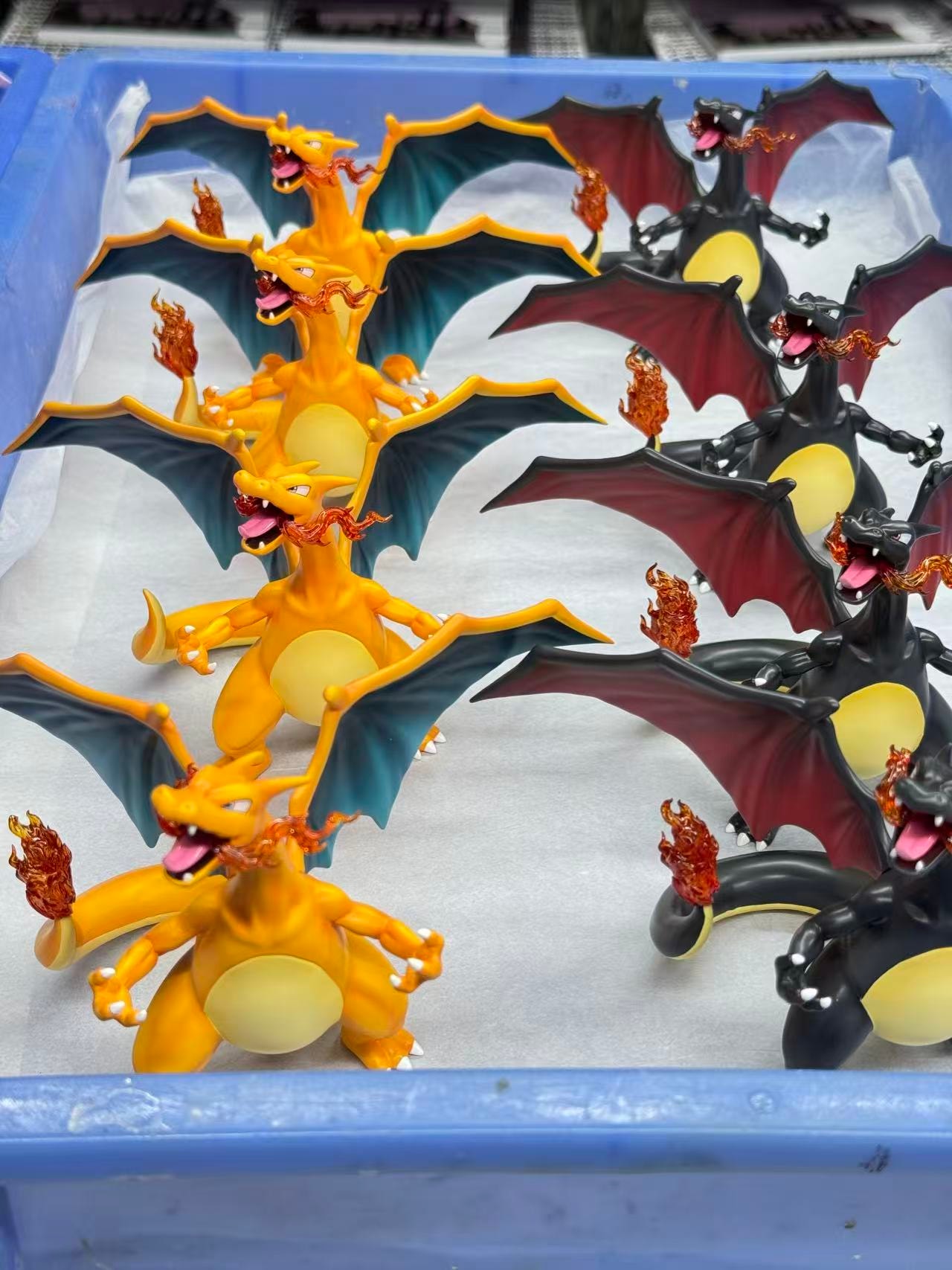 Pokemon MXS Studio Charizard