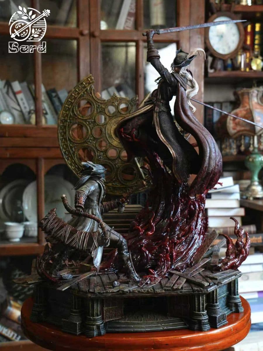 Bloodborne Bard Studio Lady Maria vs Hunter