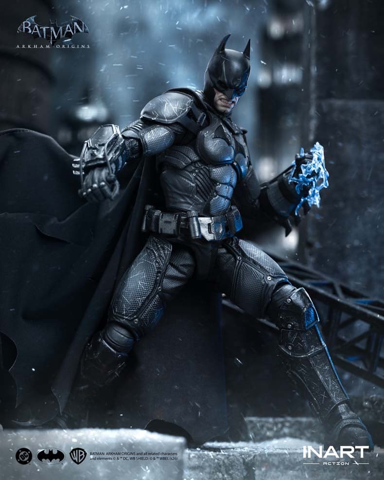 DC InArt Collectibles Batman Arkham Origins Battle Damage