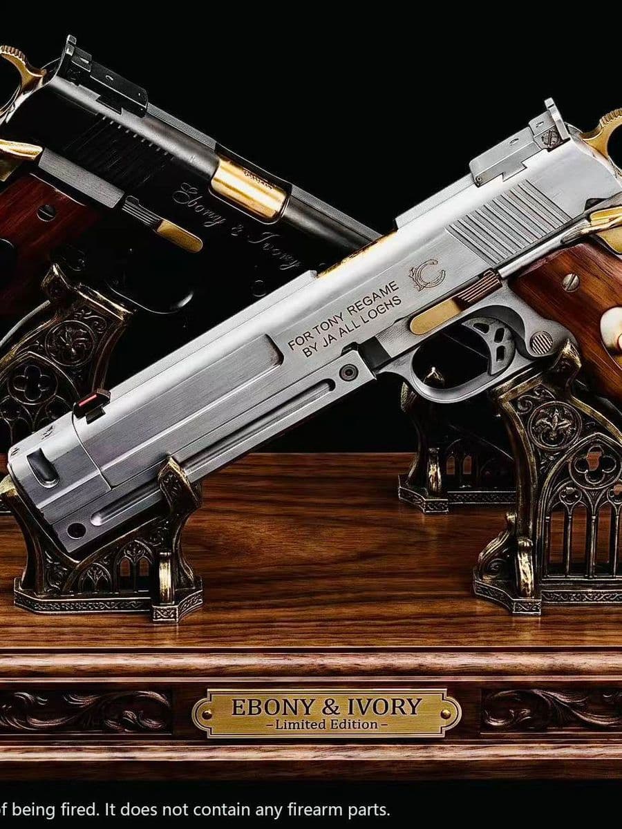 Devil May Cry Constant Gold Studio Ebony x Ivory