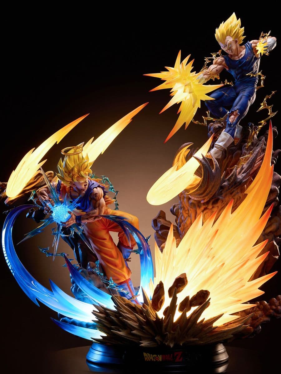 Dragon Ball KD Collectibles SS2 Goku VS SS2 Majin Vegeta V2