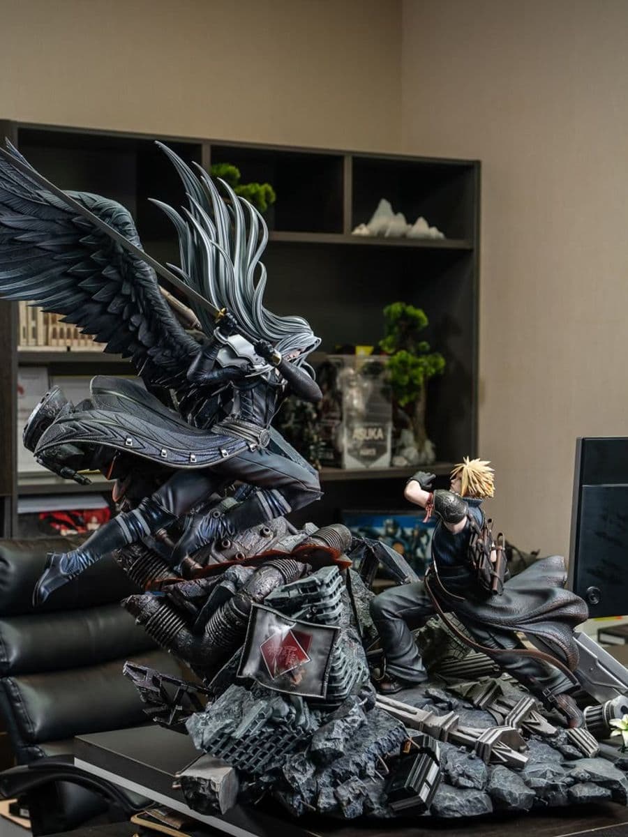 Final Fantasy Dragon x Fantasy Studio Sephiroth Vs Cloud Strife