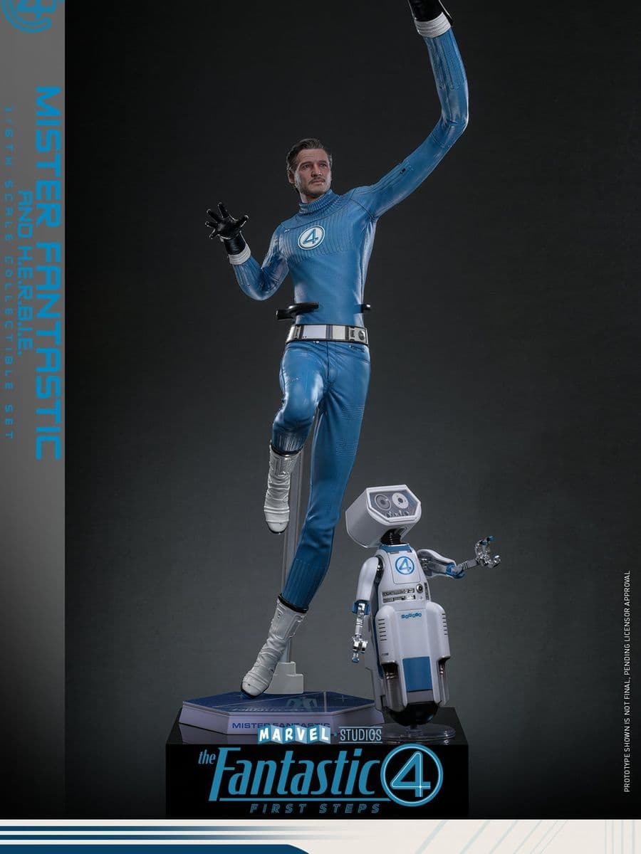 The Fantastic Four Hot Toys Mister Fantastic x Herbie MMS822 Licensed